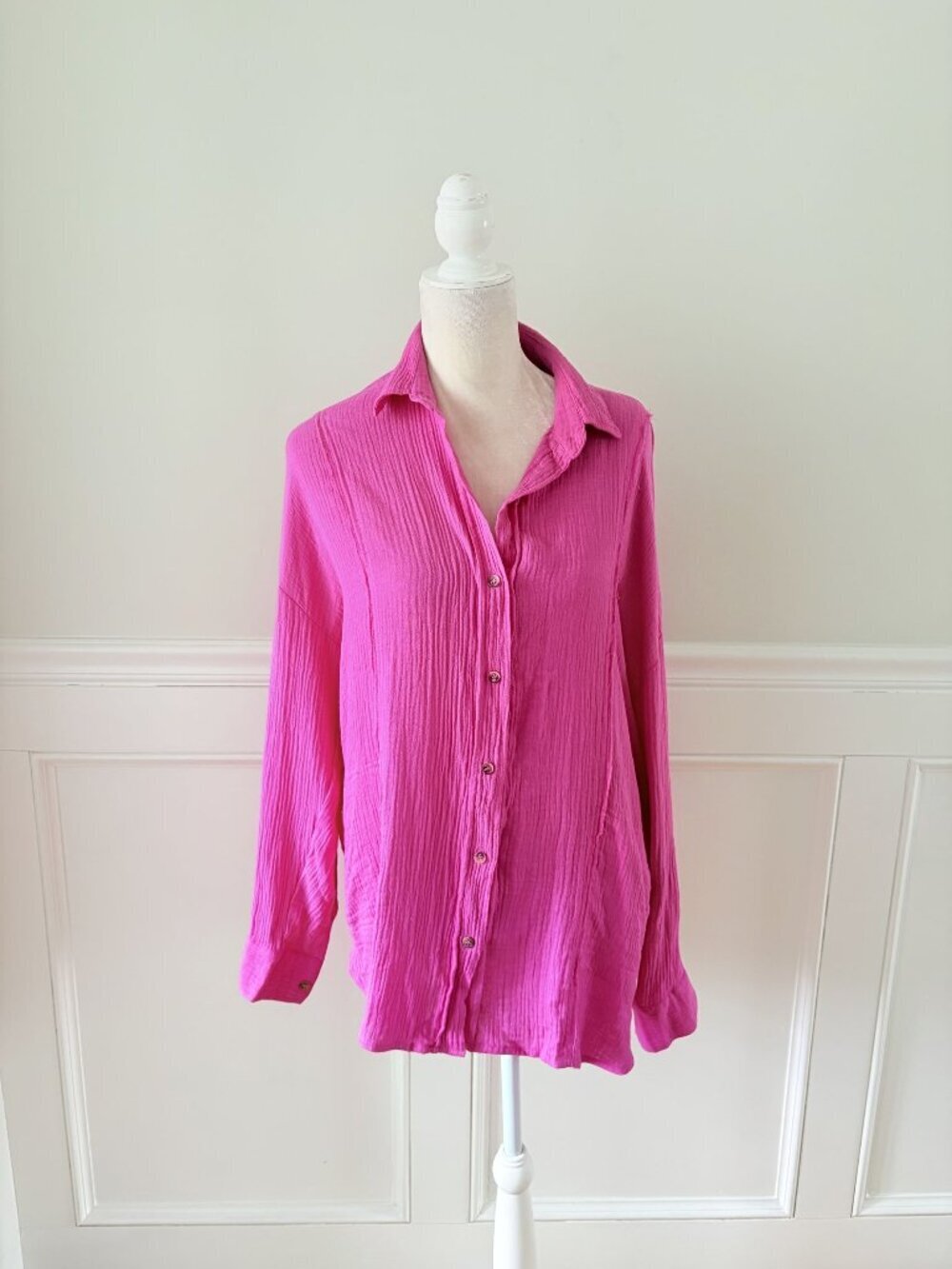 SO Pink Gauze Cotton Blend Button Down M Excellent Condition